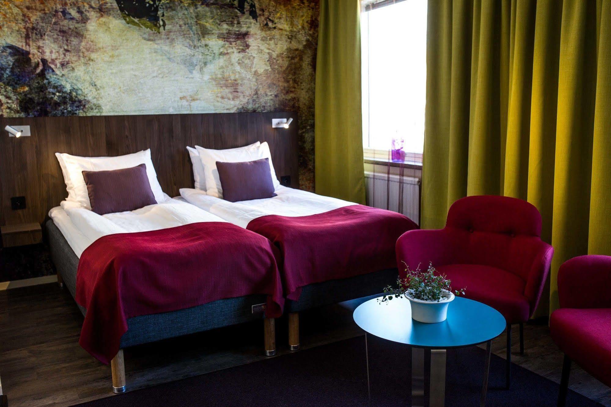 Profilhotels Savoy Йоншьопинг Екстериор снимка